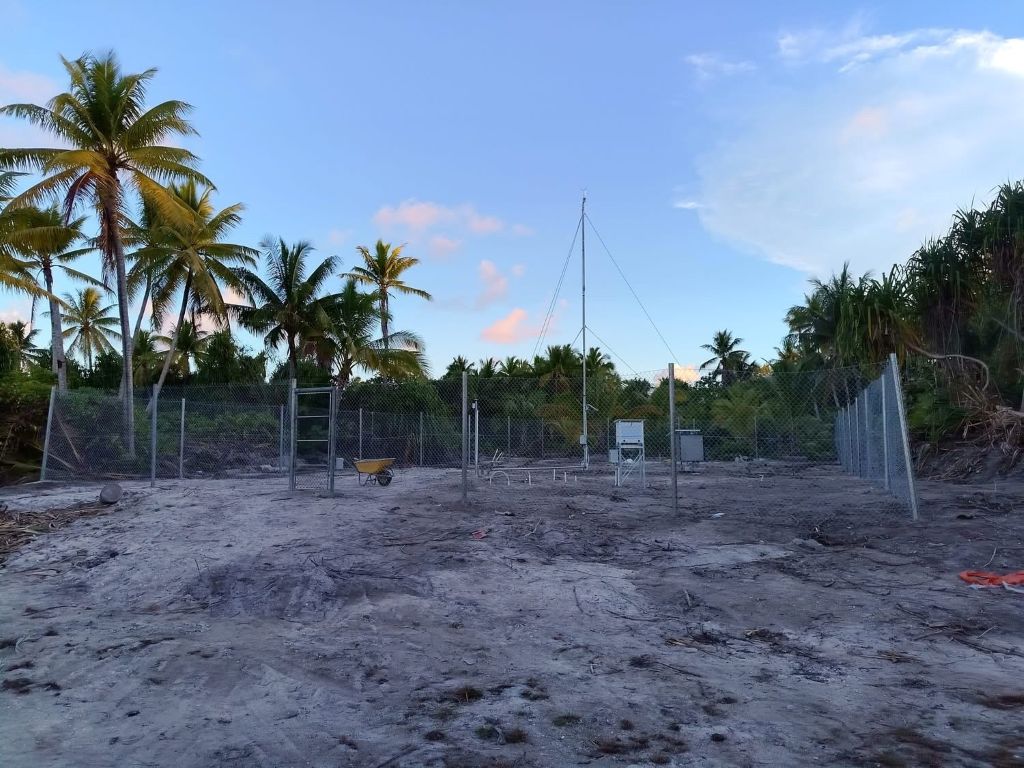 Latest AWS for Kiribati, on Abaiang Island